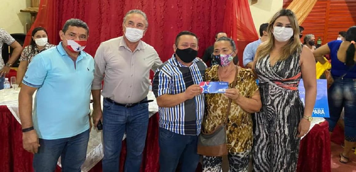 210910203_892990467984112_8323972146841399691_n Cilene Couto acompanha entrega de benefícios para Abaetetuba