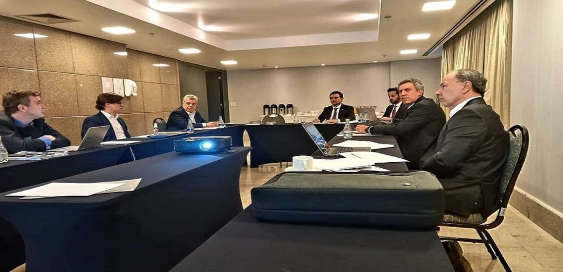 Celso Sabino dialoga com fundos imobiliários sobre a reforma tributária