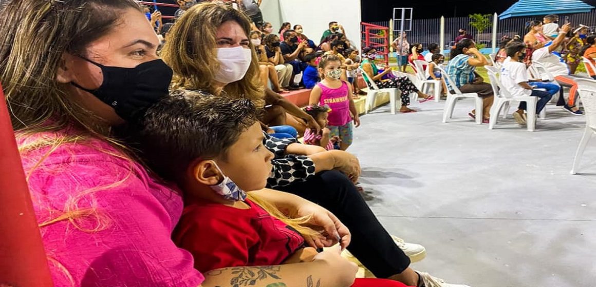 Crianças se divertem no encerramento do Verão Kids em Barcarena