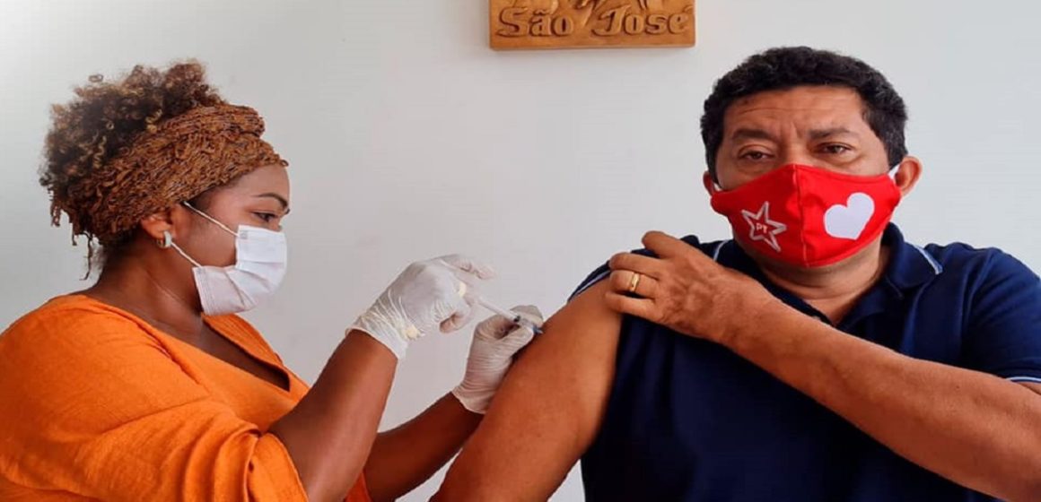 Beto Faro incentiva população a tomar segunda dose da vacina contra a covid