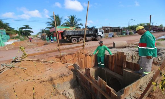 Prefeitura de Barcarena realiza obra de drenagem que vai beneficiar comunidade na Vila dos Cabanos