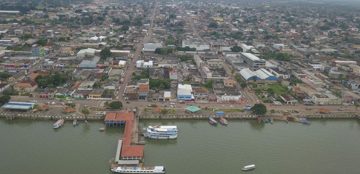 Helder assina Ordem de Serviço que irá levar água a comunidades rurais de Trairão, Rurópolis e Itaituba