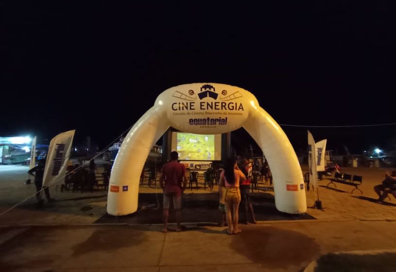 Cinema itinerante chega a Breves