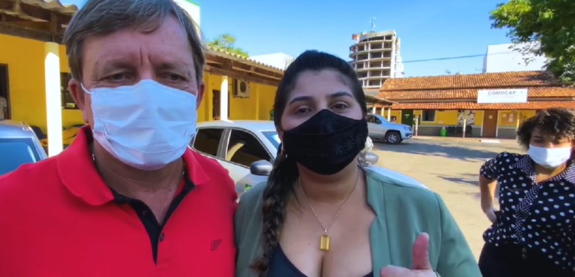 Darci Lermen participa da entrega de carros para a Assistência Social