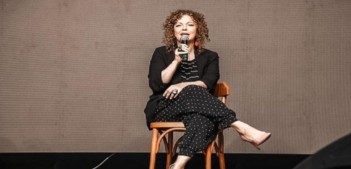 Ursula Vidal participa de aula inaugural no Teatro Estação Gasômetro