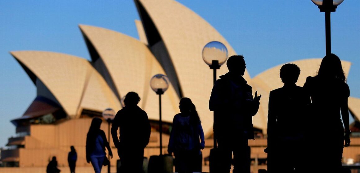 Austrália prolonga confinamento em Sydney por um mês