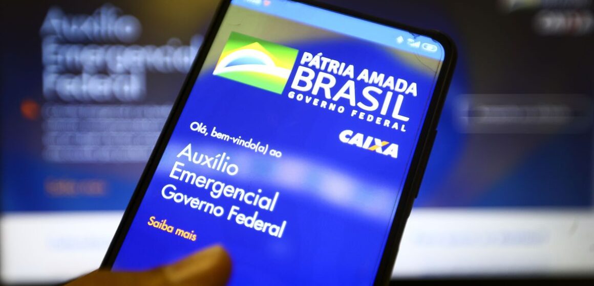 Caixa paga auxílio emergencial a nascidos em junho