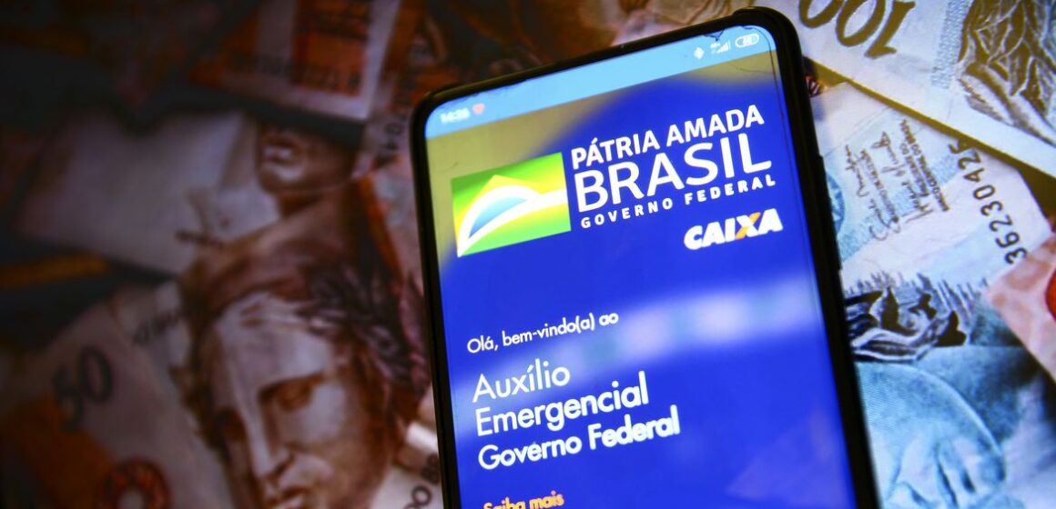 Caixa paga auxílio emergencial a nascidos em setembro e outubro