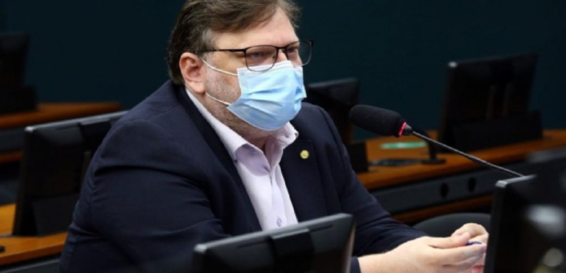 Paulo Bengtson: comissão aprova isenção de taxa de remoção e estadia em pátio a veículo recuperado