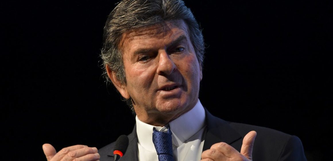 Fux anuncia cancelamento da reunião dos chefes de poderes