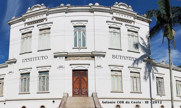 Butantan lança laboratório móvel para sequenciar variantes em SP