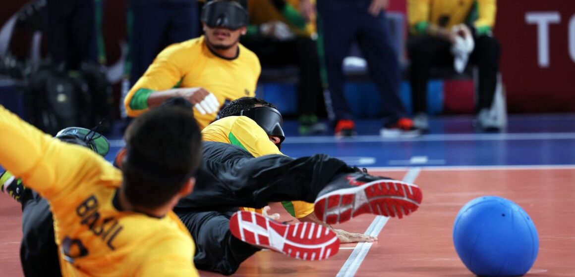 Seleção masculina vence Turquia e avança às semifinais do goalball
