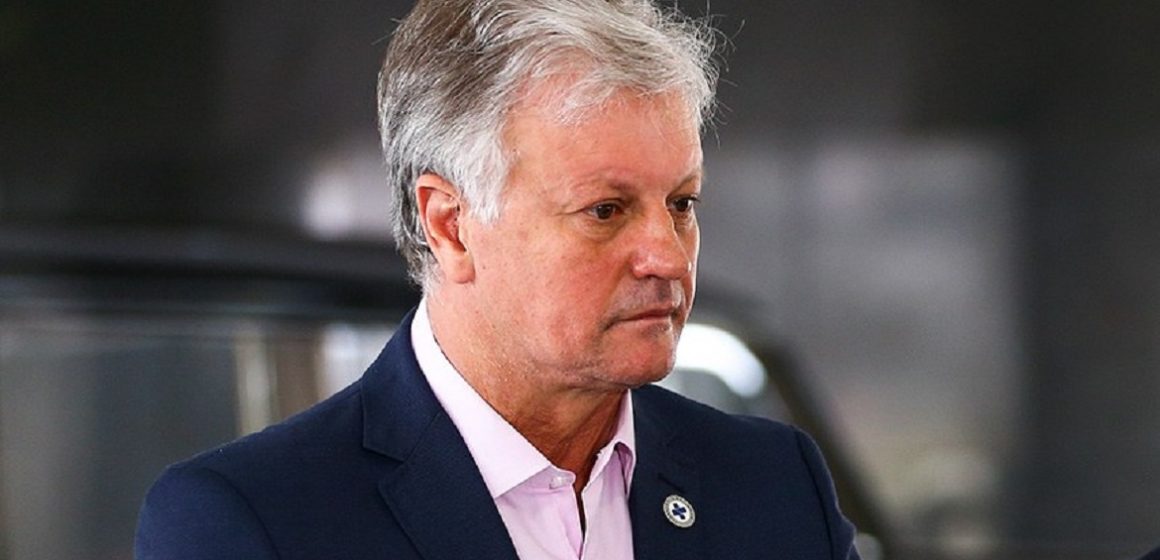 Braço-direito de Pazuello atribui trabalho informal na Saúde a doença, atraso em cartório, queda de ministro e rejeição da Casa Civil