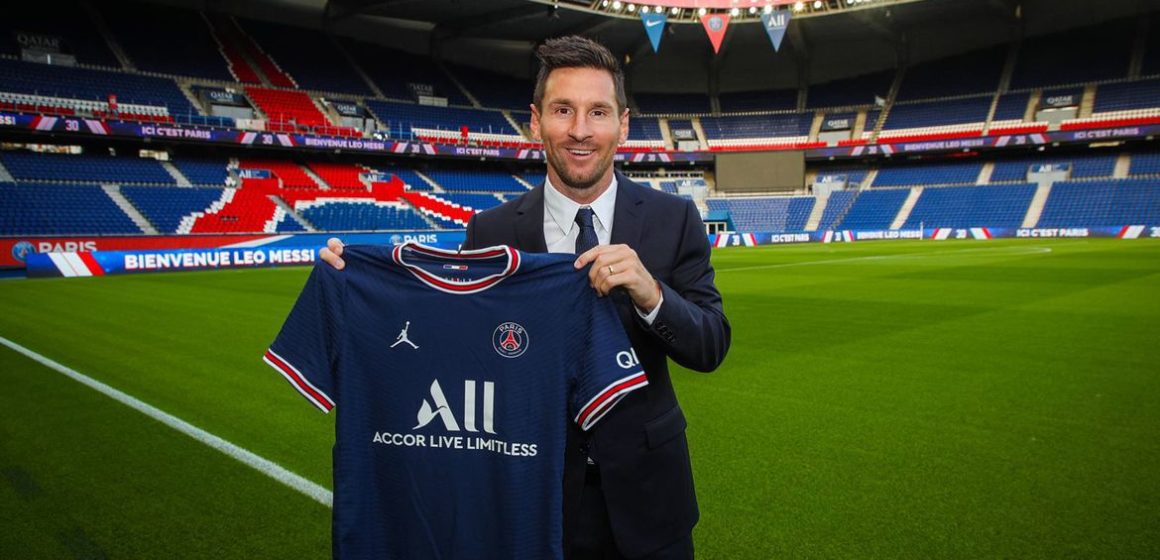 PSG anuncia oficialmente a contratação de Lionel Messi