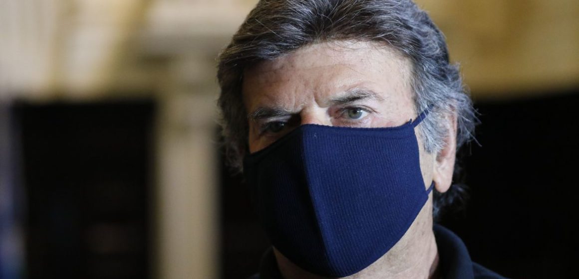 _o_presidente_do_supremo_tribunal_federal_stf_ministro_luiz_fux_e_vacinado_contra_a_covid-19_no_museu_da_justica_no_centro.020420212757 Presidente do STF diz que diálogo é o maior símbolo da democracia