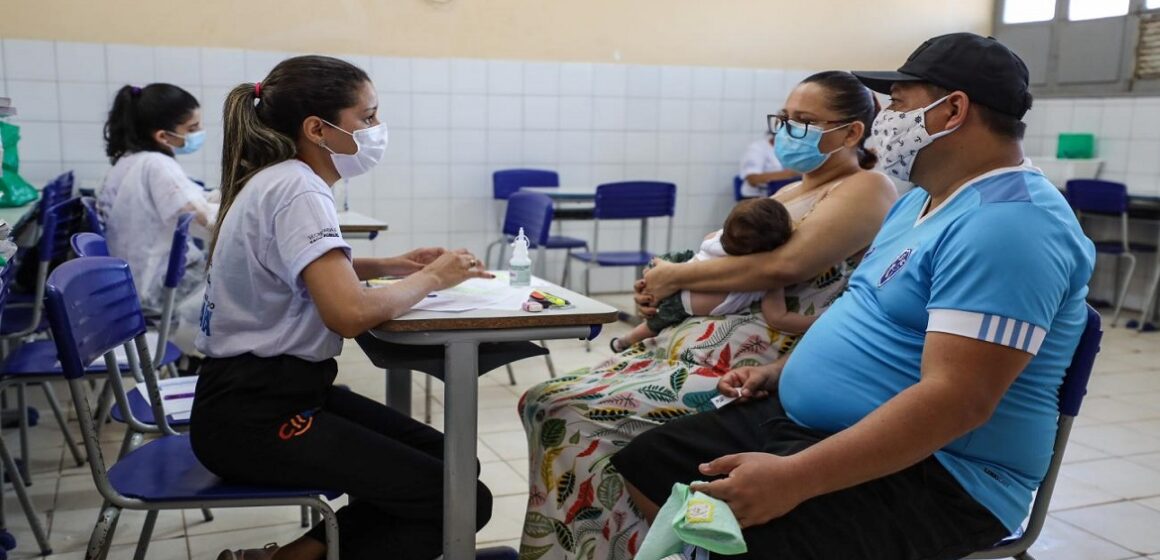 Mais de 1.300 pessoas recebem serviços de saúde em São Sebastião da Boa Vista