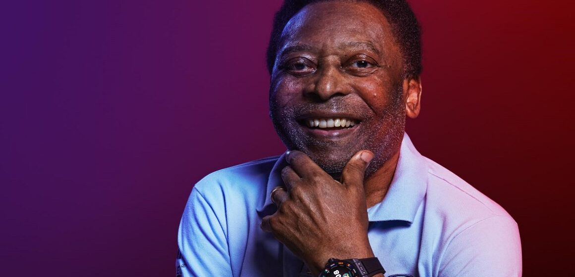 Piora o estado de saúde de Pelé que volta à UTI em São Paulo
