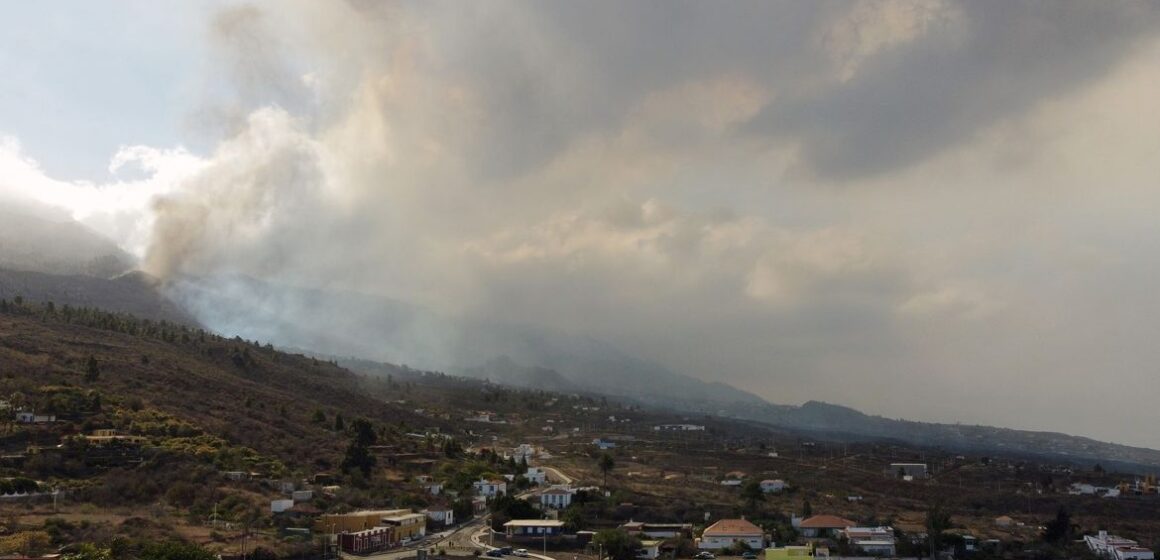 Erupção do vulcão nas Canárias pode durar até 84 dias