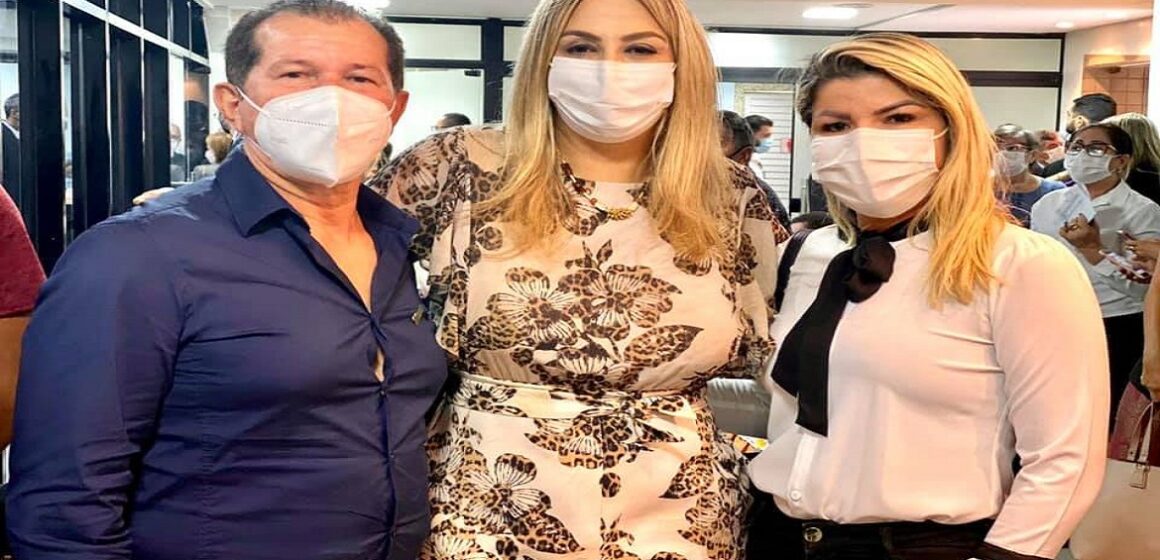 240586891_928904084392750_3434771541332839841_n Cilene Couto recebe visita de líderes de Salvaterra