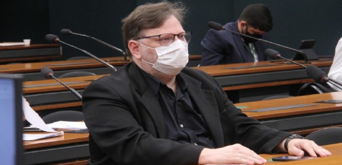 Parecer de Paulo Bengtson que define regras de proteção de margens de rios é aprovado