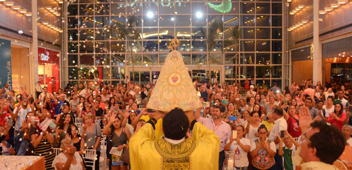 Imagem peregrina de Nazaré visita o Parque Shopping Belém