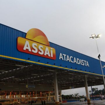 Assaí Atacadista promove campanha “Acreditando Juntos”