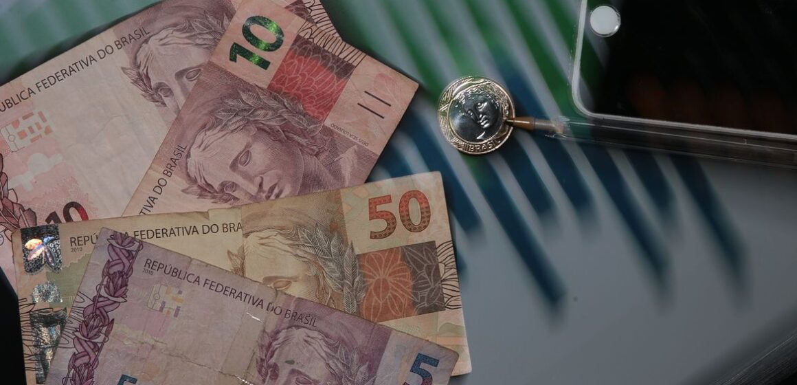 Economia mantém previsão de crescimento do PIB de 2022 em 2,5%