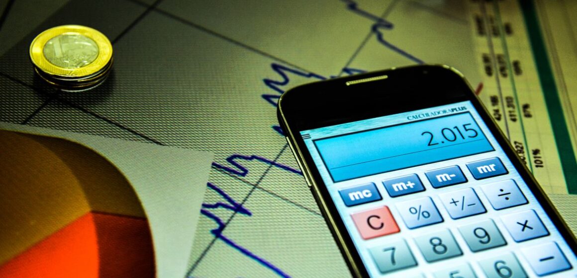 FGV: indicadores globais apontam desaceleração no segundo semestre