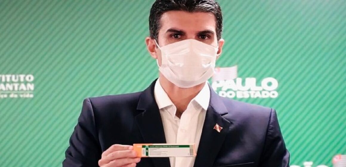 Helder Barbalho anuncia compra de um milhão de doses da Coronavac para o Pará