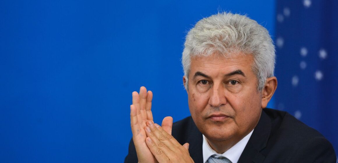 Ministro diz que produção de remédio contra câncer para em duas semanas se governo não liberar mais verba
