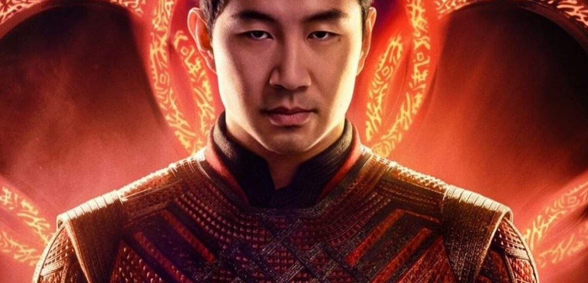 shang-chi-capa Shang-Chi mantém liderança e se torna o maior filme de 2021 nos EUA