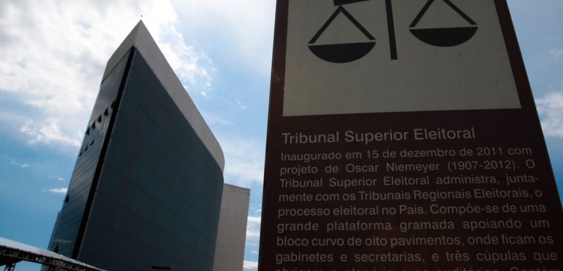 TSE volta a adiar julgamento de recurso apresentado por Pezão