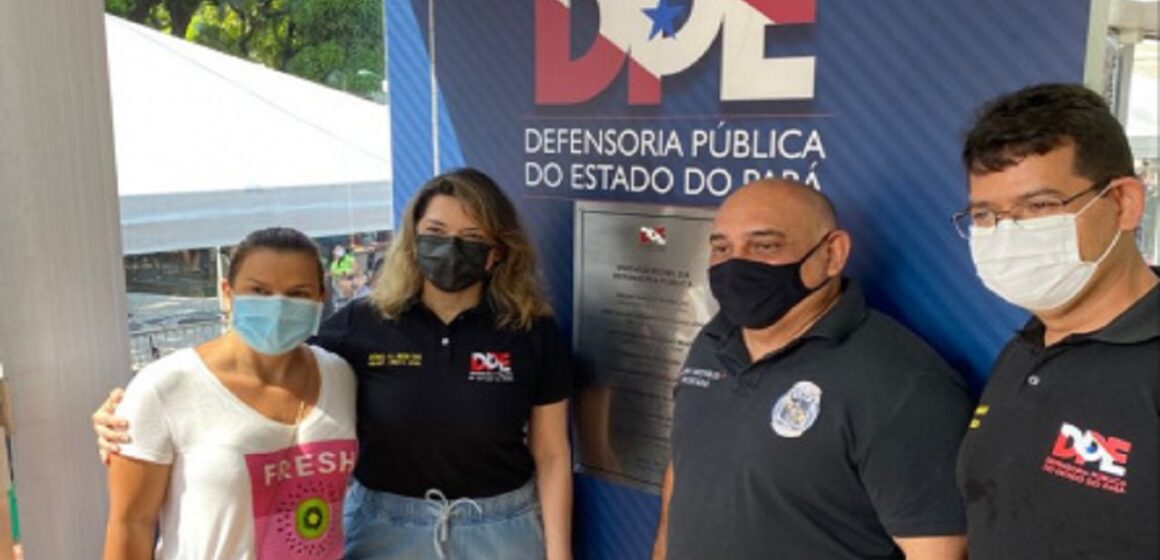 Jarbas Vasconcelos participa de inauguração da Carreta de Direitos da DPE