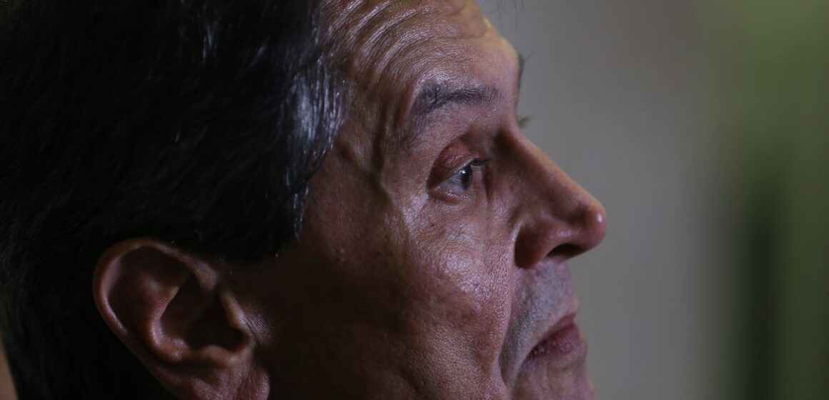 “Se viciaram em dinheiro público”, diz Roberto Jefferson sobre Bolsonaro e Flávio