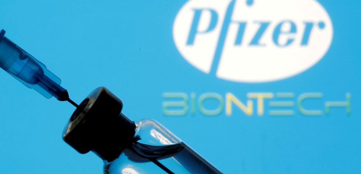 2021-02-23t143503z_1_lynxmpeh1m0vt_rtroptp_4_saude-covid-pfizer-negociacao (2) Vacina da Pfizer contra covid tem alta eficácia em estudo com crianças