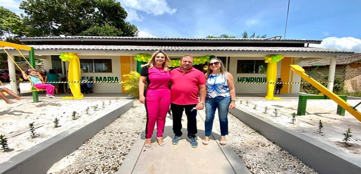 Cilene Couto participa da entrega da Escola Municipal Maria Henrique, em Bonito