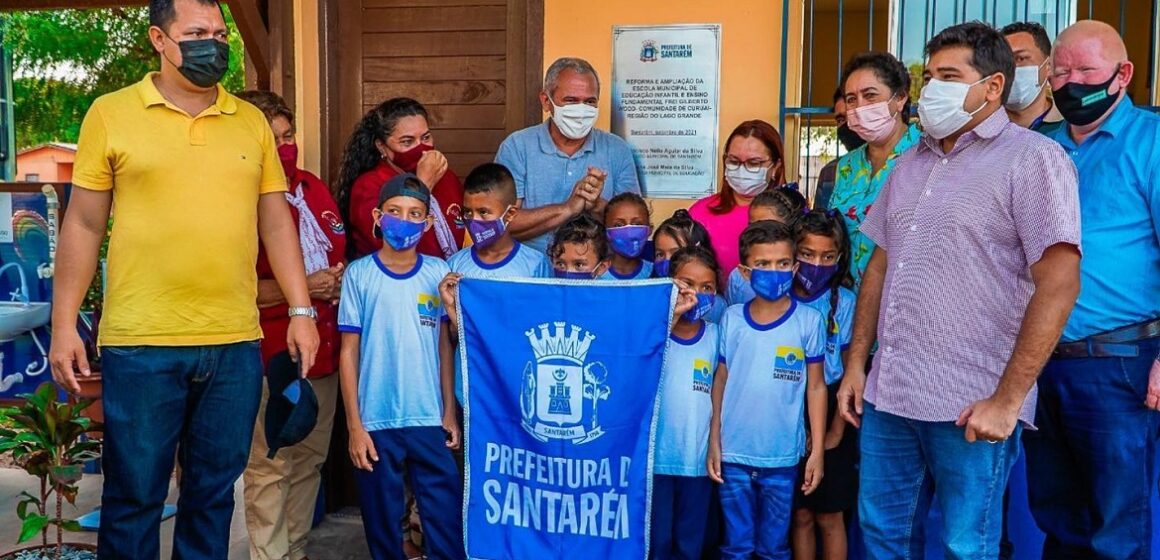 Nélio Aguiar entrega mais três escolas reformadas para Santarém