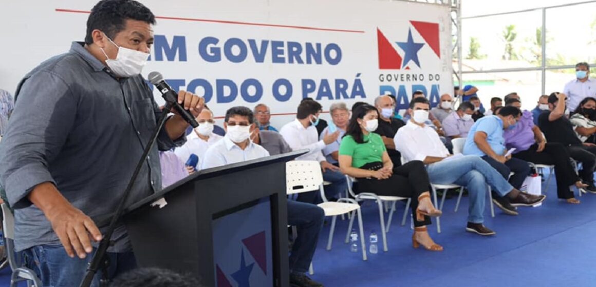 245035657_3083488891880648_4214193518678607788_n Beto Faro participa da inauguração da escola João Paulo I em Quatipuru