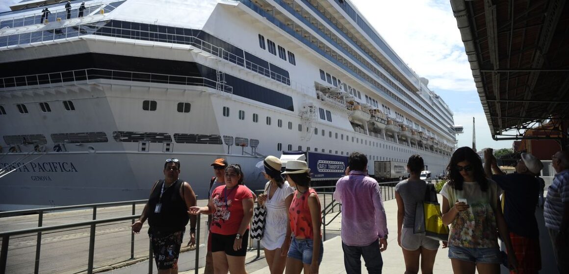 Ministério do Turismo anuncia volta de cruzeiros marítimos em novembro