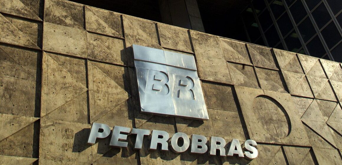 Petrobras vai pagar R$1,4 Bi por desastre de 21 anos atrás