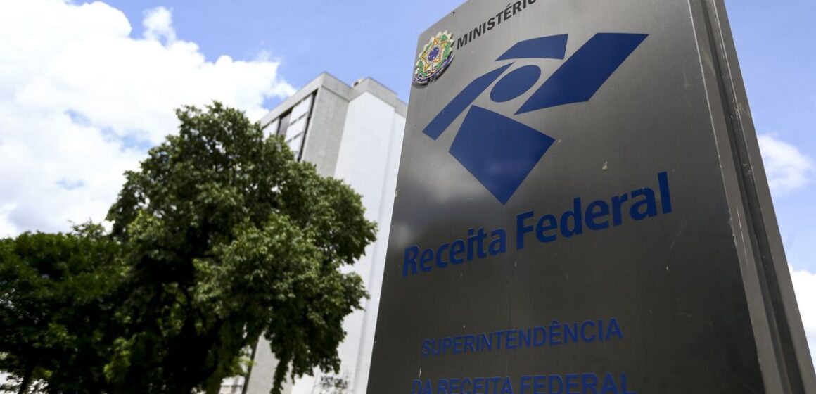 Em setembro, arrecadação federal cresce 12,9% e bate recorde