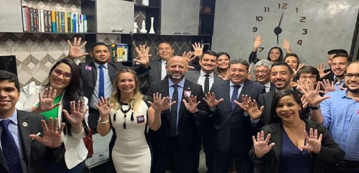 OAB sempre à frente recebe apoio por onde passa