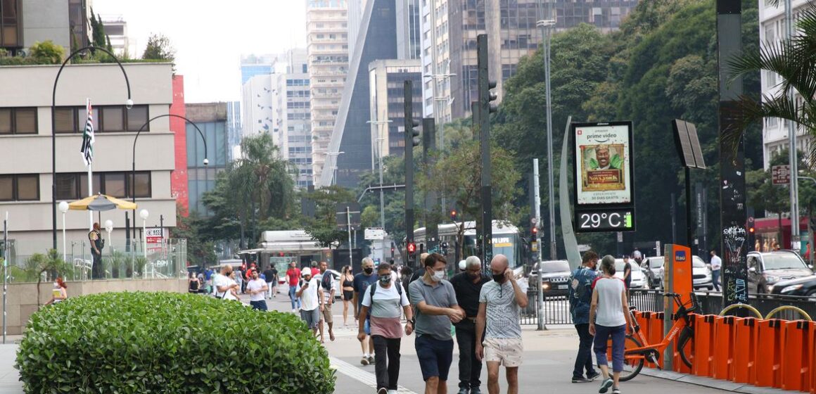 Prefeito de SP diz que muito provavelmente capital terá carnaval 2022