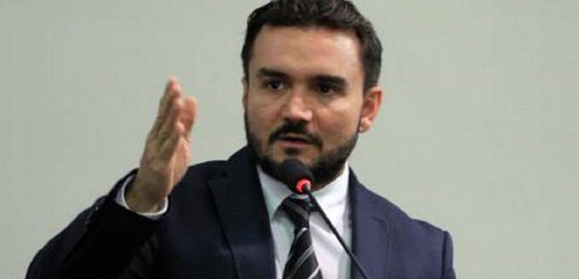 Celso Sabino aposta no desenvolvimento das cidades paraenses com envio de recursos