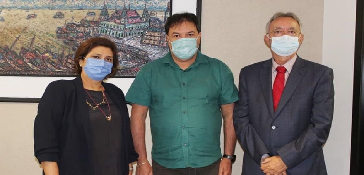 Chicão recebe na Alepa a visita da presidente do TCM