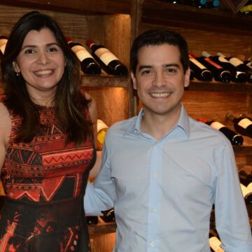 Mayara Hamad e Rodrigo Aguilera celebram a união da Evino
