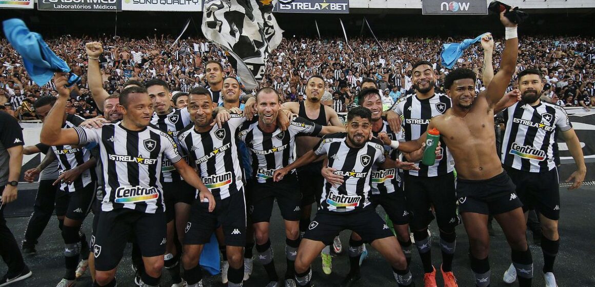 Botafogo bate Operário-PR e garante retorno à Série A do Brasileiro