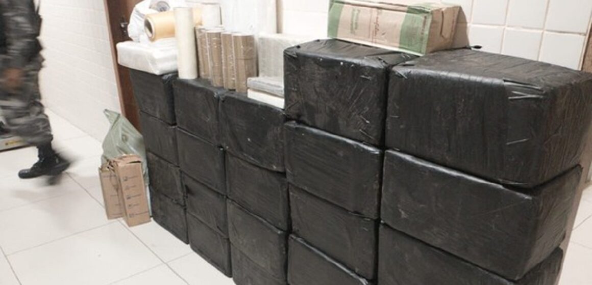 Meia tonelada de cocaína é encontrada no forro de casa em Capanema, nordeste do Pará