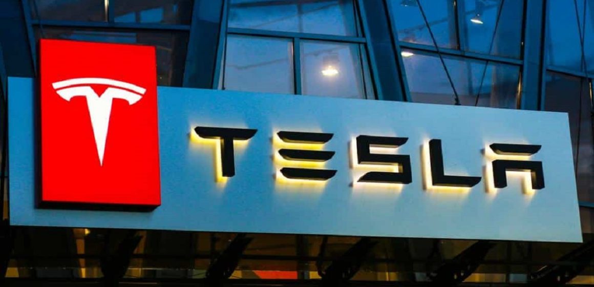 Fãs esperam nesta semana o anúncio de carro Tesla mais barato