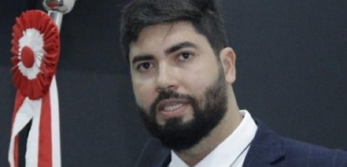 Adriano Coelho protocola projeto de lei voltado à inclusão social de pessoas com o Transtorno do Espectro Autista